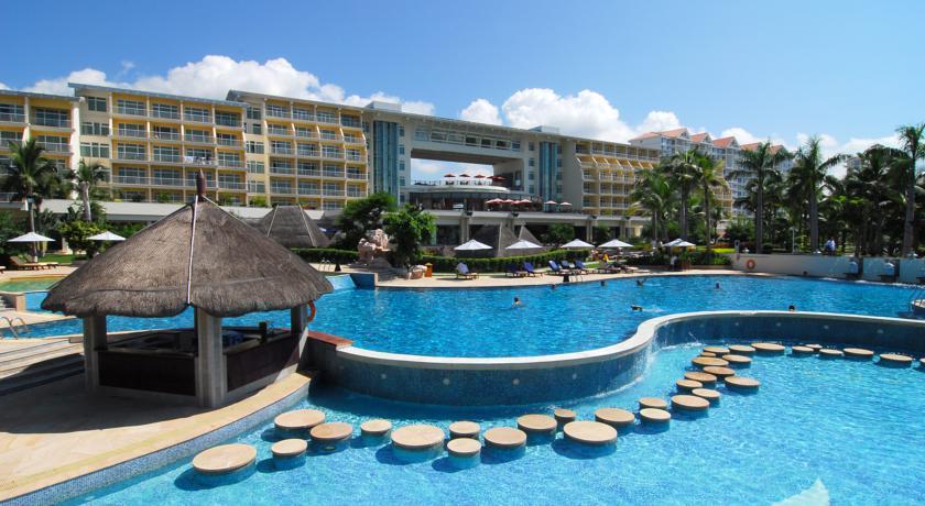 Отель Days Hotel & Suites Sanya Resort